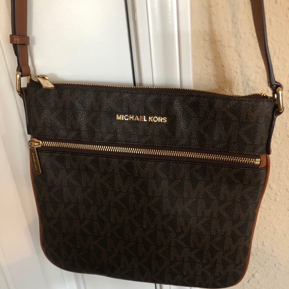Michael Kors cross body